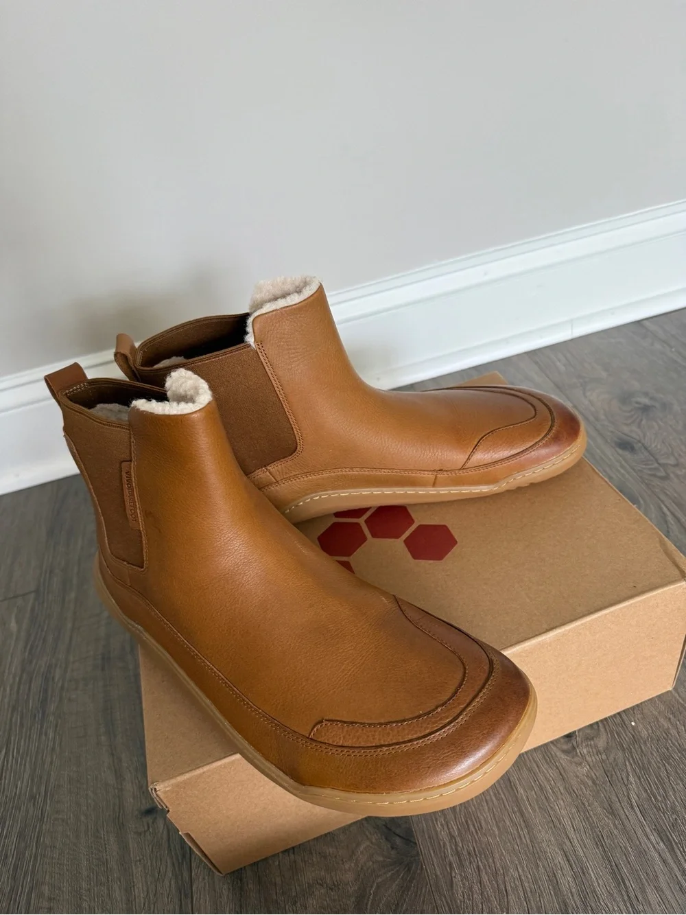Vivobarefoot Gobi Warm-Lined Chelsea Boots Leather EUR 45 / US 12